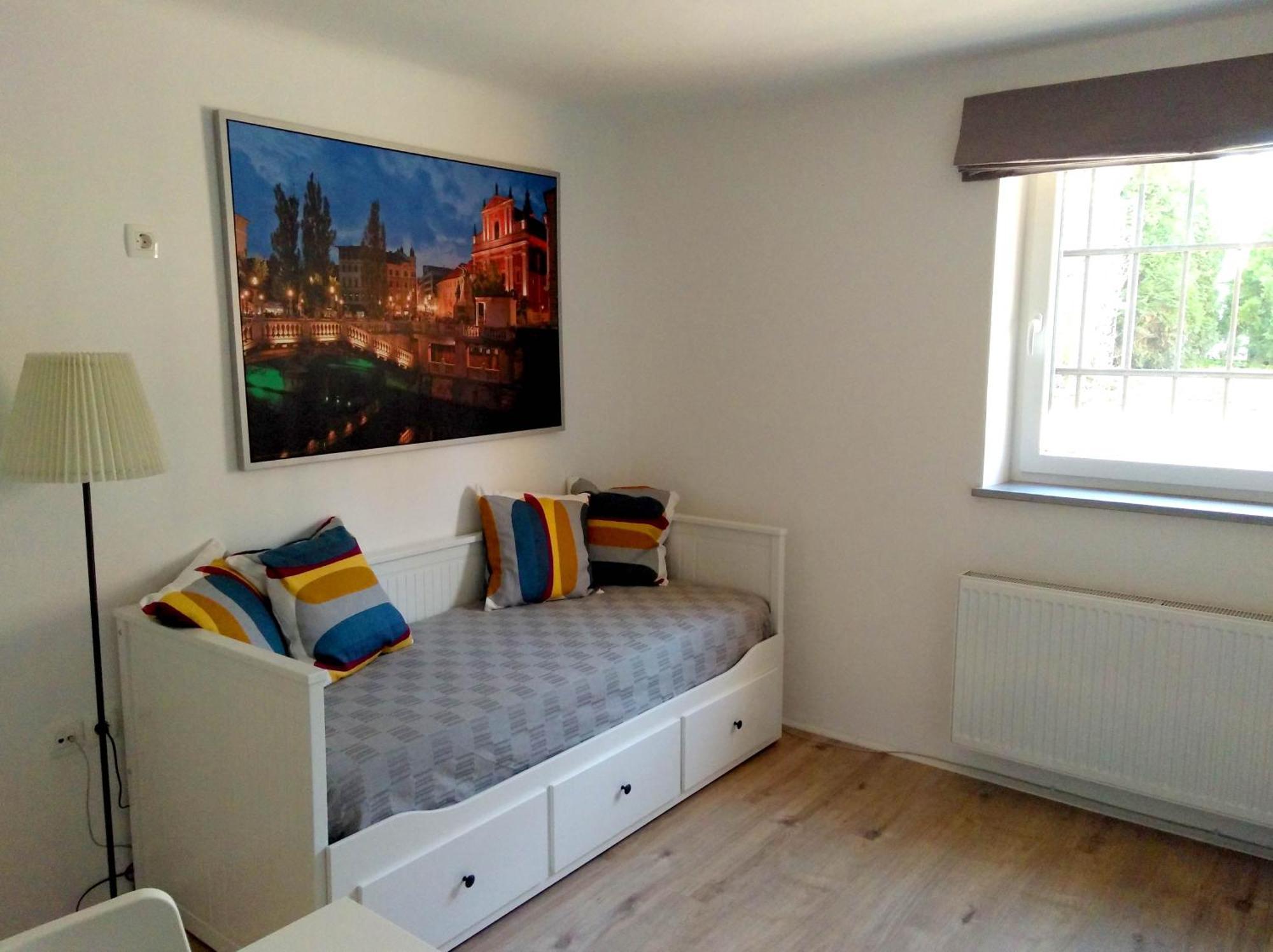 Apartment Tomc Любляна Екстериор снимка