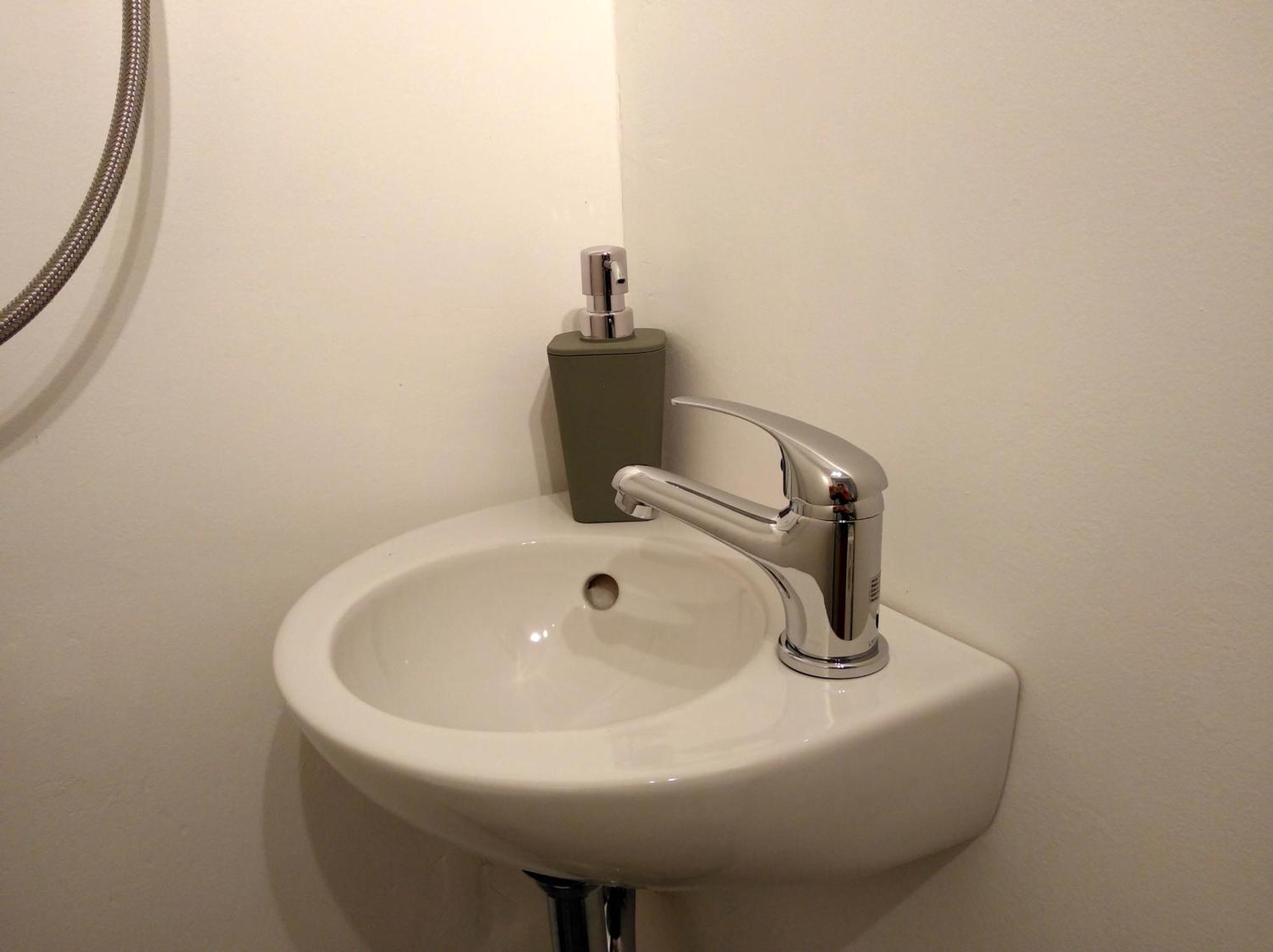 Apartment Tomc Любляна Екстериор снимка